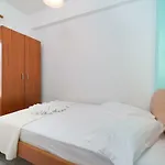 Anna * スカラ・ポタミアス